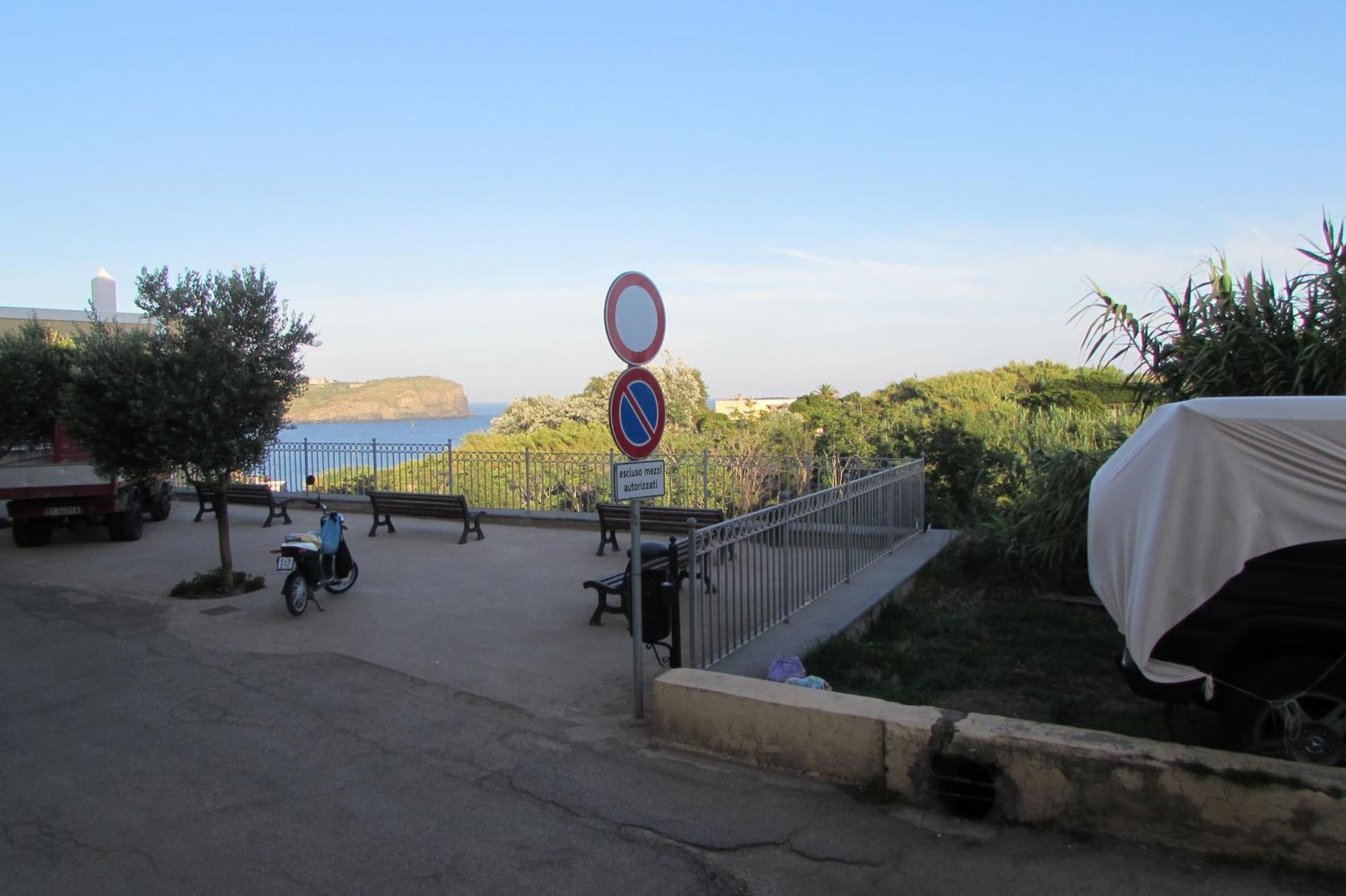 Isola Di Ventotene Exterior photo